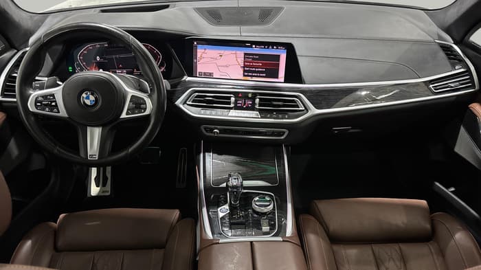 2020 BMW X7-Dashboard View