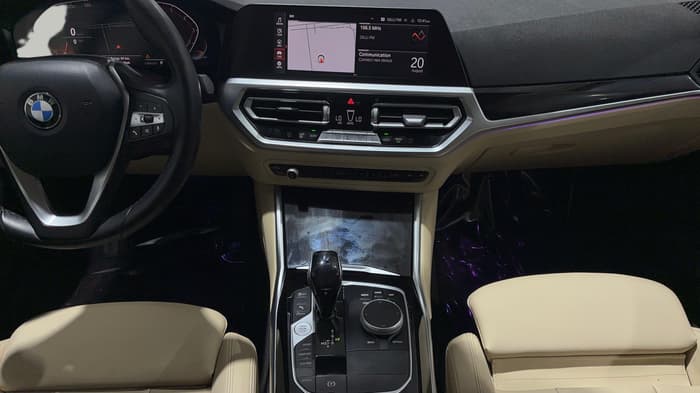 2021 BMW 320I-Center Console