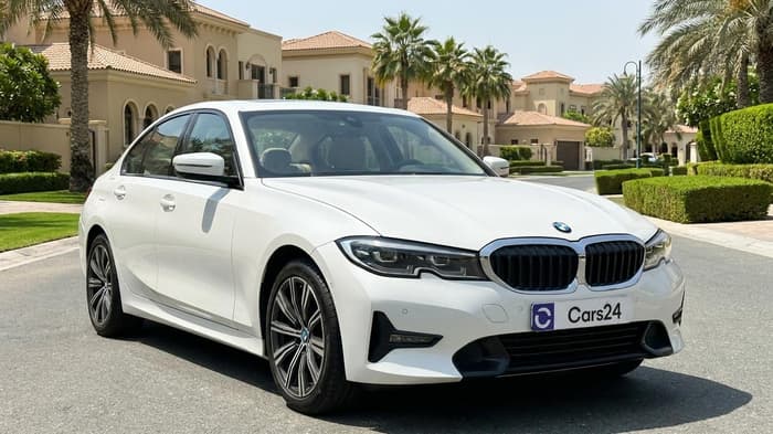 2021 BMW 320I-Right Front Diagonal (45- Degree) View