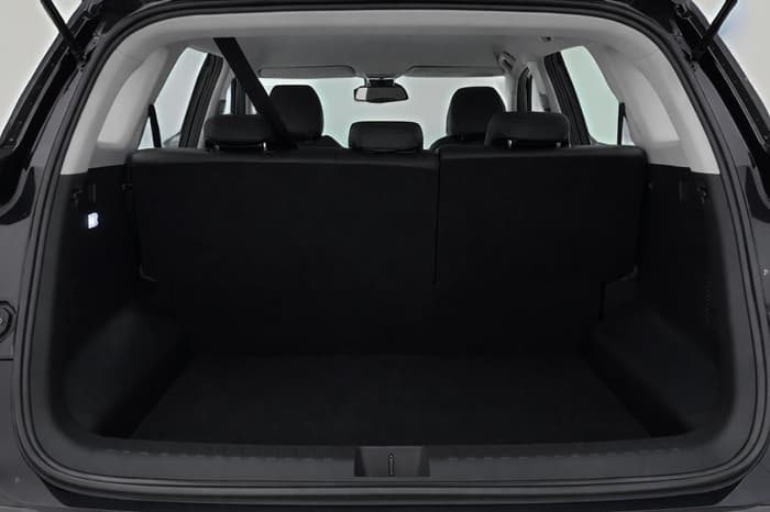 2023 CHEVROLET CAPTIVA-Boot Inside View