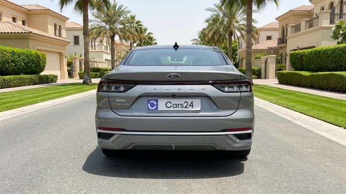 2023 FORD TAURUS-Back/Rear View
