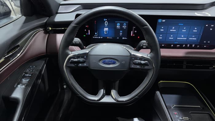 2023 FORD TAURUS-Steering Wheel Close-up