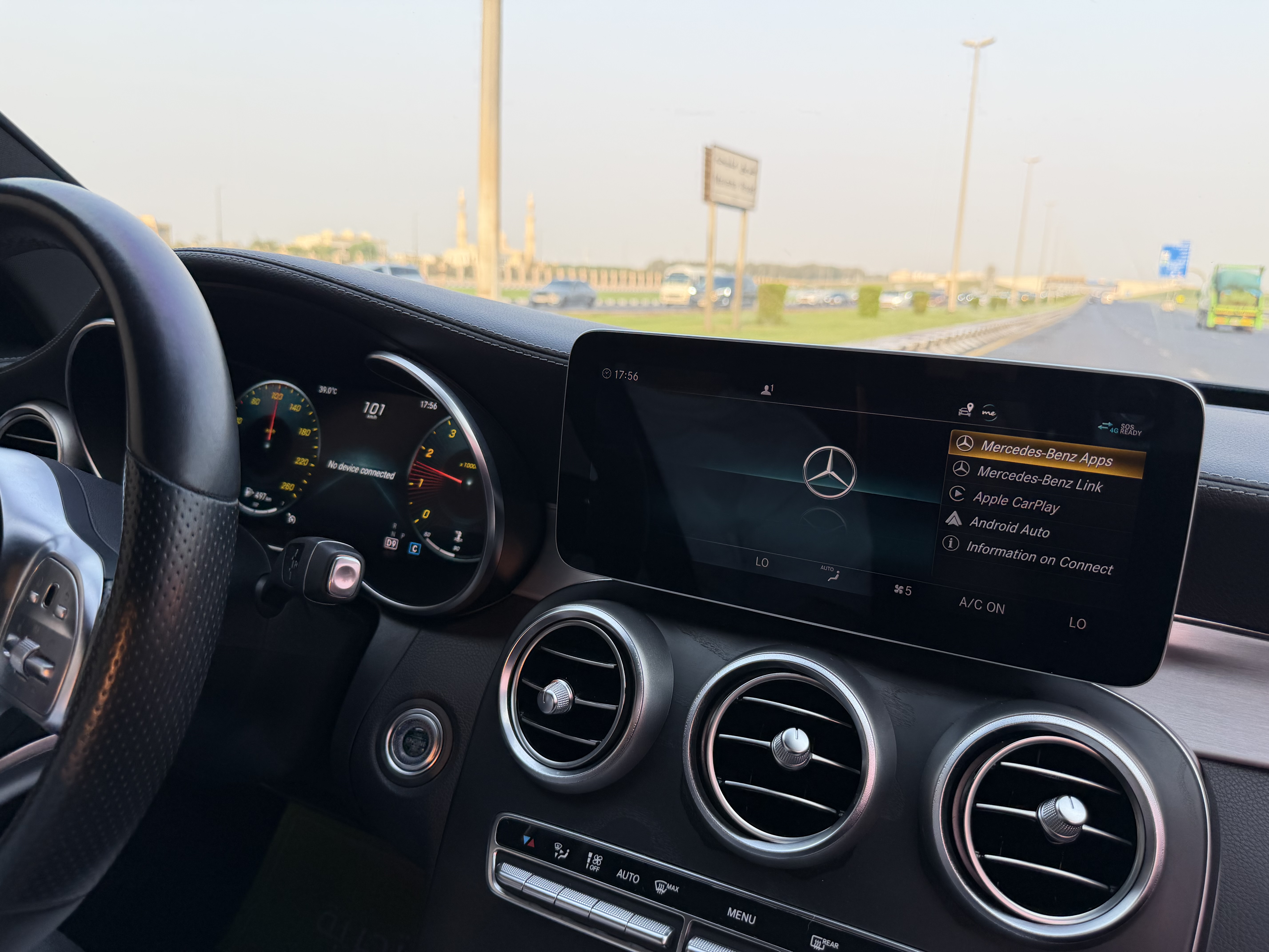2019 MERCEDES BENZ C 200-interiorimage/interiorImage_1789375546_b1cf835b-97e2-4ec4-9938-b7387af67626