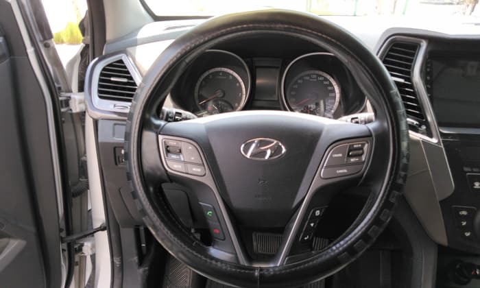 2014 HYUNDAI SANTA FE-Exterior_Dealer_Images_FrontLeftRightBack/IMG_20260907_104522.jpg.jpg
