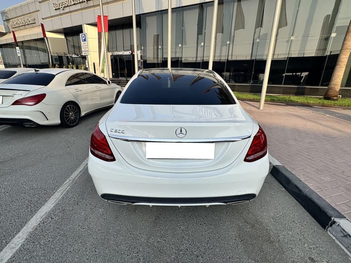 2015 MERCEDES BENZ C 200-exteriorimage/exteriorImage_1789889082_8a978337-439a-4d04-9450-0d73361660ea.jpeg