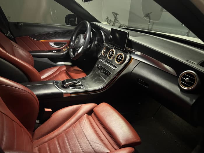 2015 MERCEDES BENZ C 200-interiorimage/interiorImage_1789889112_a8650dfb-122e-46f4-a281-bb2d329c7c9d.jpeg