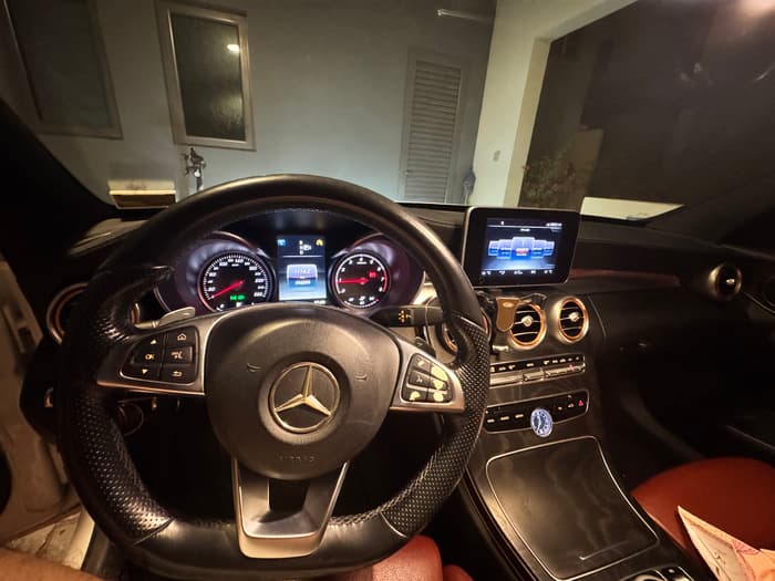 2015 MERCEDES BENZ C 200-interiorimage/interiorImage_1789889113_804a9d81-031e-4832-b960-f3da1d6235ed.jpeg