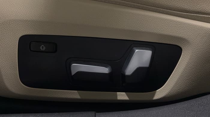 2021 BMW 320I-Driver Side Adjustment Panel